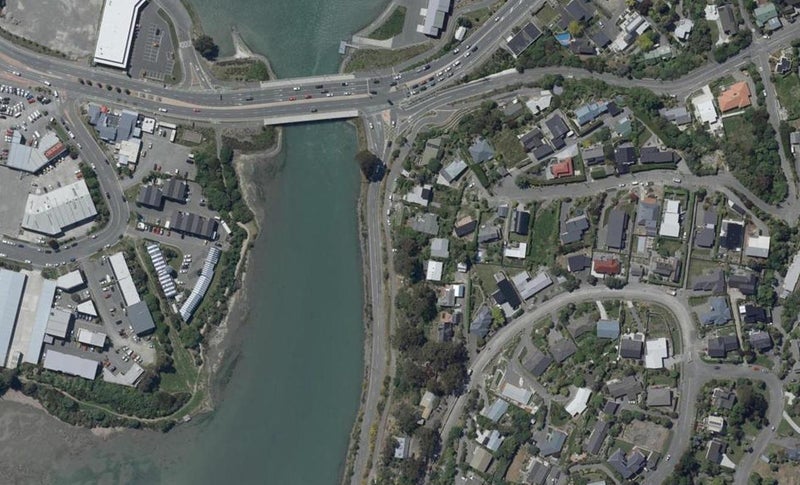 11 Ferrymead Terrace, Ferrymead, Christchurch - Carousel 1