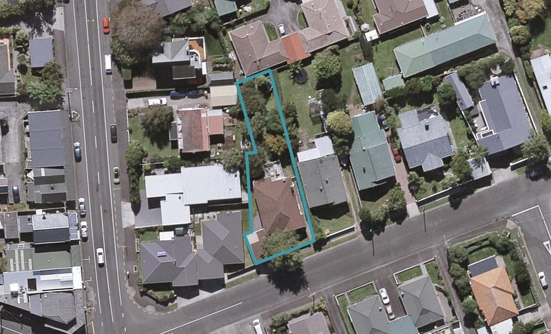 5 Holsworthy Road, Lower Vogeltown, New Plymouth - Carousel 1