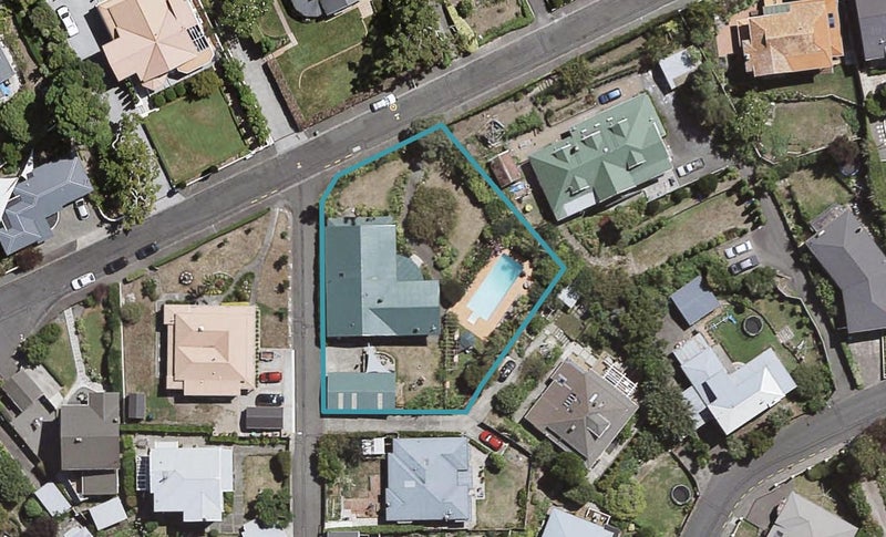 12 Cobden Road, Bluff Hill, Napier - Carousel 1