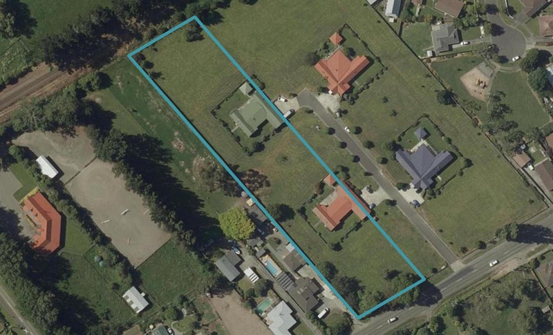 22 No 1 Line Longburn, Westbrook, Palmerston North - Carousel 1