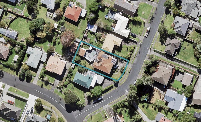 3 Kelston Street, New Lynn, Auckland - Carousel 1