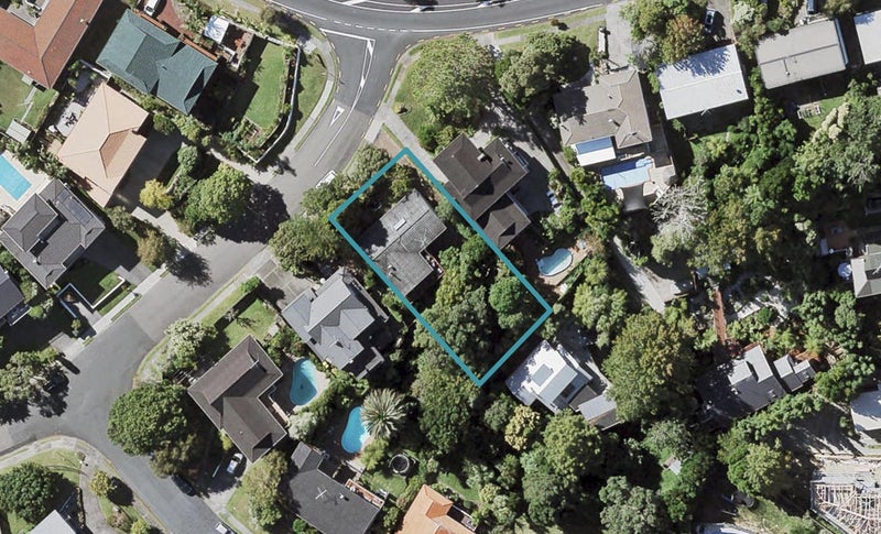 5 Kiri Place, Mairangi Bay, Auckland - Carousel 1