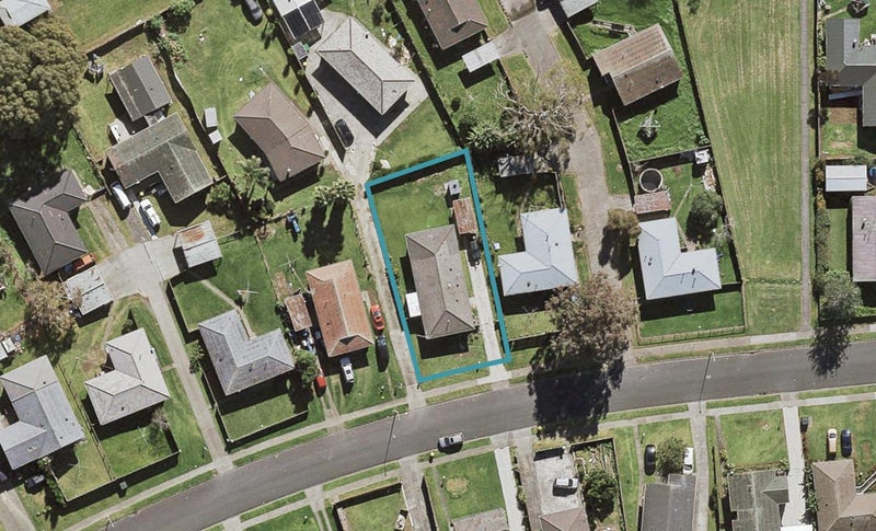 62 Cranmere Crescent, Mangere East, Auckland - Carousel 1
