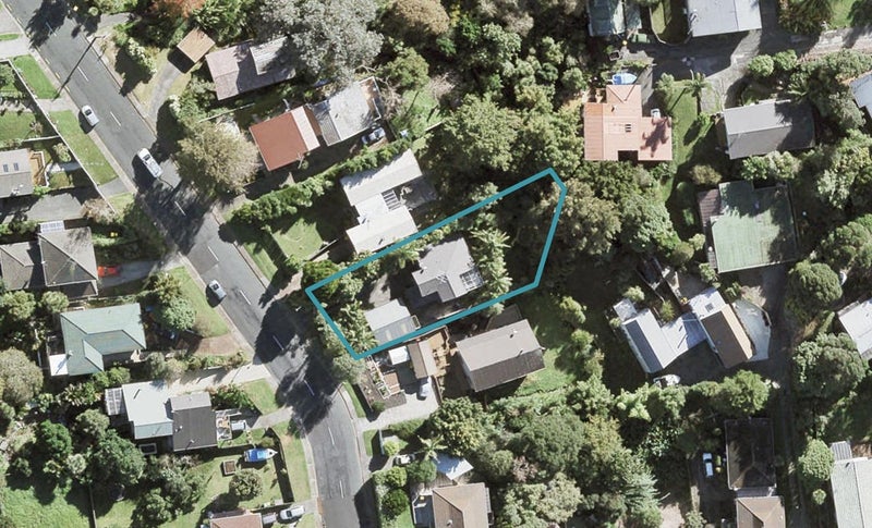 32 Marina Road, Torbay, Auckland - Carousel 1