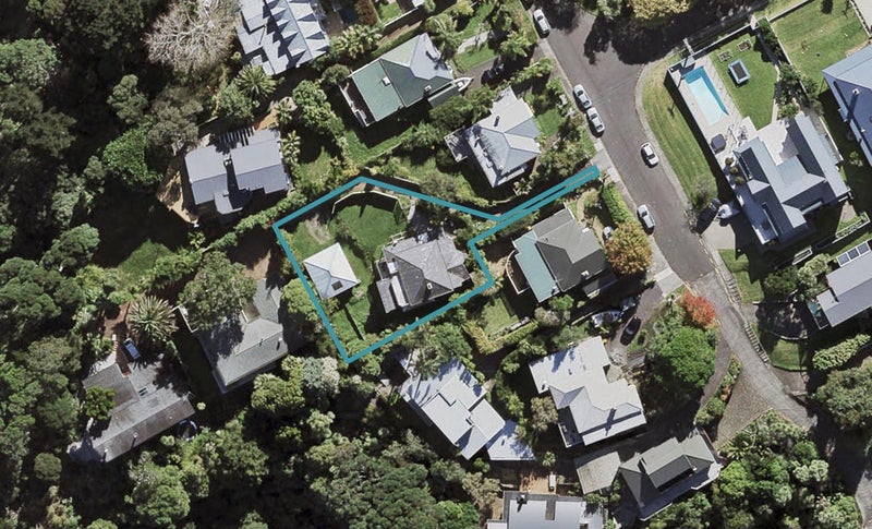 16A Maunganui Road, Birkenhead, Auckland - Carousel 1