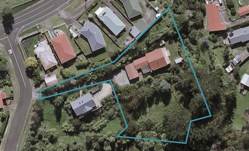 5 Harriet Place, Spotswood, New Plymouth - Carousel 1