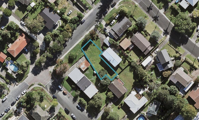 1/35 Hogans Road, Glenfield, Auckland - Carousel 1