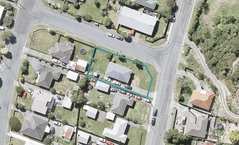 50 Coast Road, Wainuiomata, Lower Hutt - Carousel 1