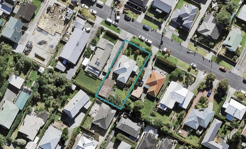 44 Bannerman Road, Morningside, Auckland - Carousel 1