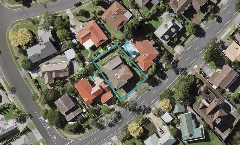22 Norman Lesser Drive, Saint Johns, Auckland - Carousel 1