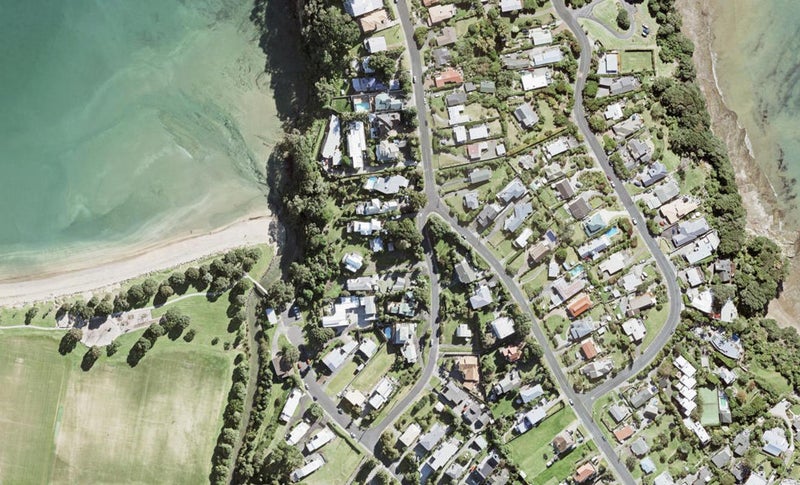 14 Ardern Avenue, Stanmore Bay, Whangaparāoa - Carousel 1