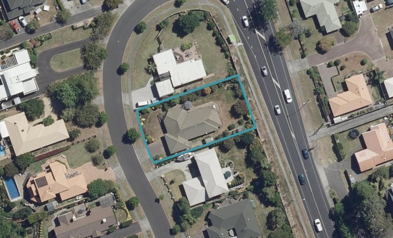 3 Fernwater Place, Flagstaff, Hamilton - Carousel 1
