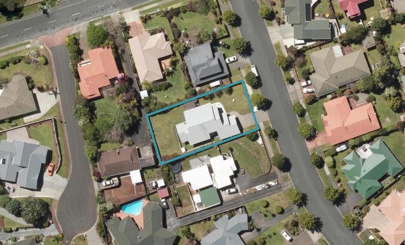 4 Brentwood Avenue, Kamo, Whangarei - Carousel 1