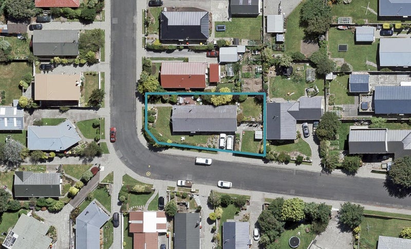 111 Cunningham Crescent, Grasmere, Invercargill - Carousel 1