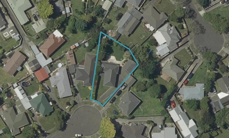 11 Conway Place, Terrace End, Palmerston North - Carousel 1