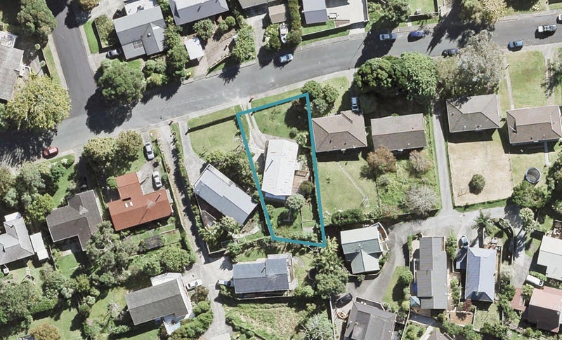 30 Nor'East Drive, Northcross, Auckland - Carousel 1