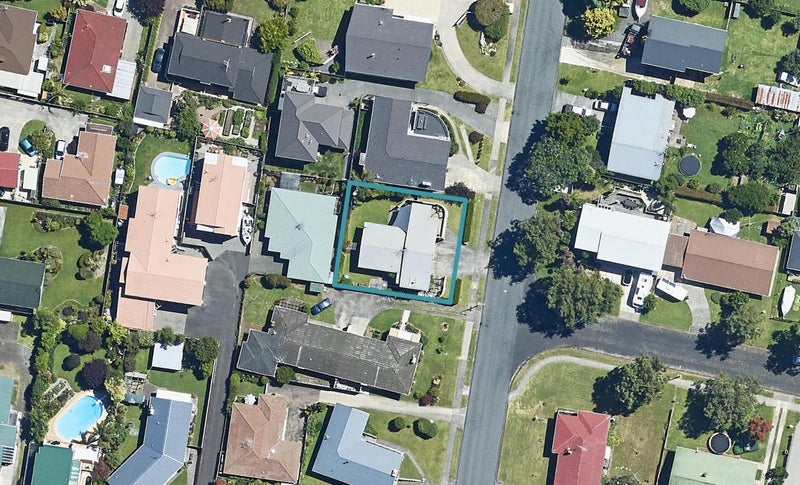 13 Freyberg Street, Otumoetai, Tauranga - Carousel 1