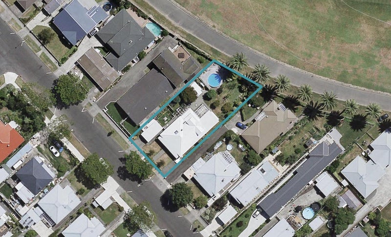 61 McDonald Street, Napier South, Napier - Carousel 1