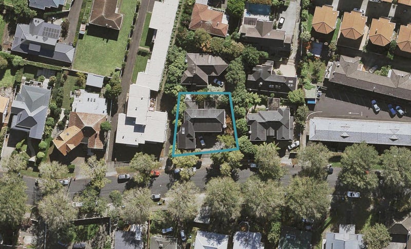5 Inverary Avenue, Epsom, Auckland - Carousel 1