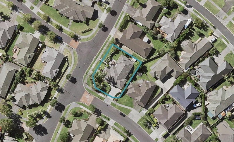 2 Newinn Crescent, East Tamaki Heights, Auckland - Carousel 1