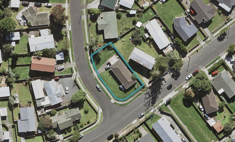 1/10 Idlewild Avenue, Mangere, Auckland - Carousel 1