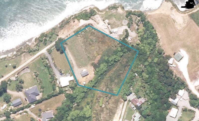 16 Clifftop Lane, Cape Foulwind, Westport - Carousel 1