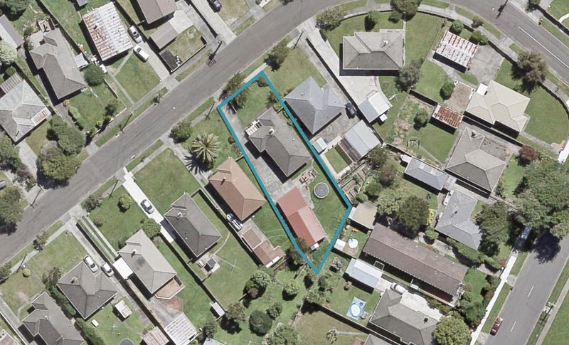 7 Mary Crescent, Elderslea, Upper Hutt - Carousel 1