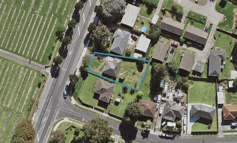 98 Mckenzie Road, Mangere Bridge, Auckland - Carousel 1