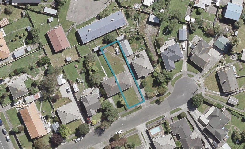 71 Hall Crescent, Epuni, Lower Hutt - Carousel 1