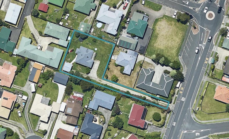 427 Fraser Street, Parkvale, Tauranga - Carousel 1
