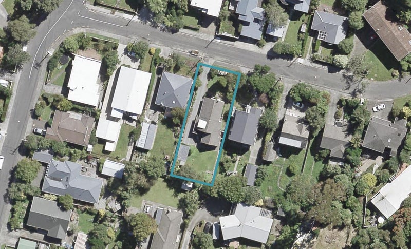 10 Woodvale Grove, Fairfield, Lower Hutt - Carousel 1