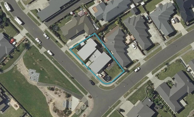17 Majestic Way, Kelvin Grove, Palmerston North - Carousel 1
