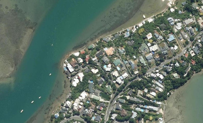 8 Trevor Terrace, Paremata, Porirua - Carousel 1