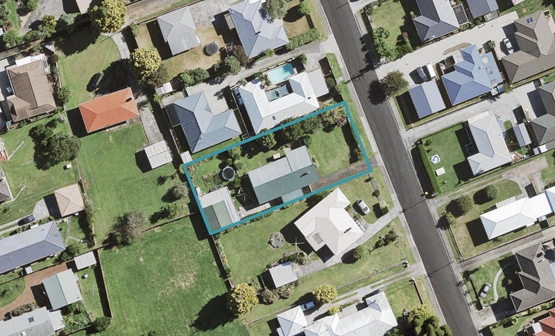 26 Alma Crescent, Papakura, Papakura - Carousel 1