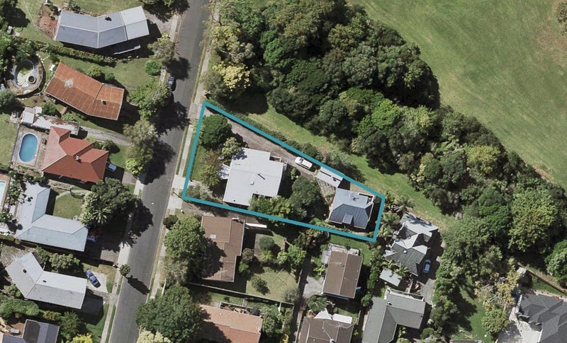 1/8 Glenside Avenue, Pakuranga, Auckland - Carousel 1