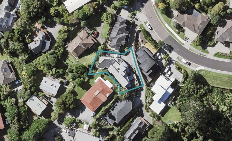 30 Helvetia Drive, Browns Bay, Auckland - Carousel 1