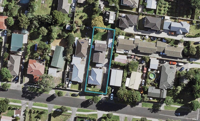1/5 McInnes Road, Weymouth, Auckland - Carousel 1