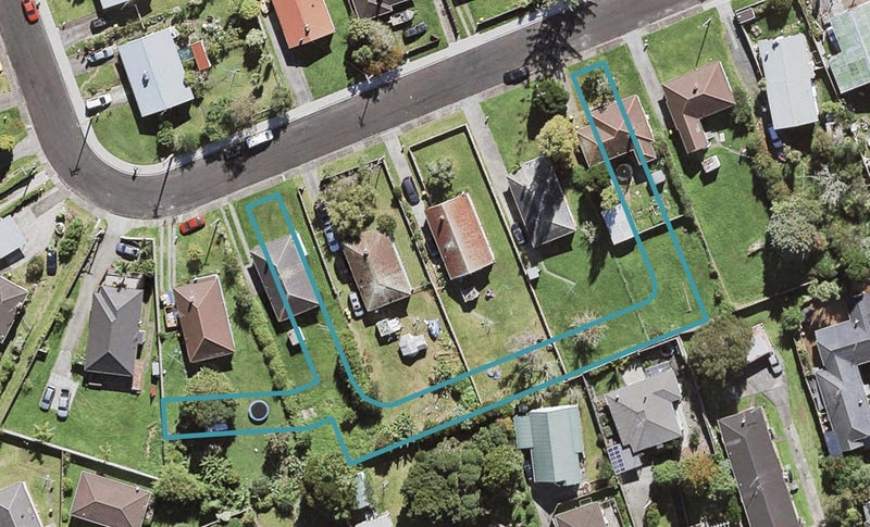 10 Taruke Crescent, Birkdale, Auckland - Carousel 1