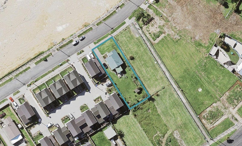 15 Sunnymead Road, Glen Innes, Auckland - Carousel 1