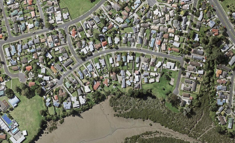2/26 Aurea Avenue, Pakuranga, Auckland - Carousel 1