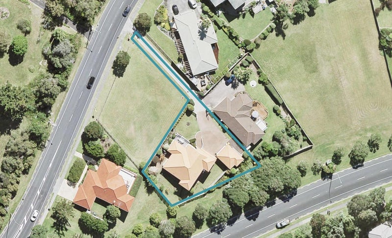 1153 Whangaparaoa Road, Gulf Harbour, Whangaparaoa - Carousel 1