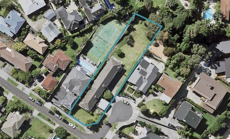 3/8 Godfrey Place, Kohimarama, Auckland - Carousel 1