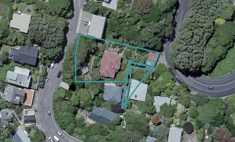 207 Glenmore Street, Kelburn, Wellington - Carousel 1