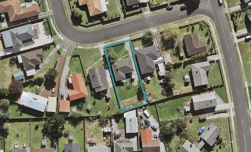 35 Corsair Crescent, Mangere, Auckland - Carousel 1