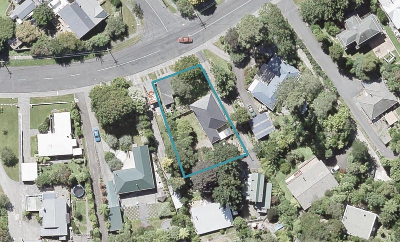 28 Hine Road, Wainuiomata, Lower Hutt - Carousel 1