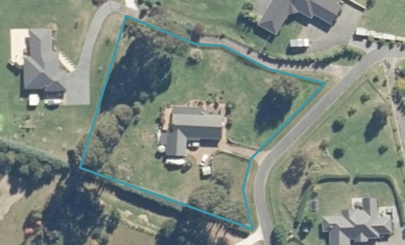 54 Ramsay Drive, Taupo - Carousel 1