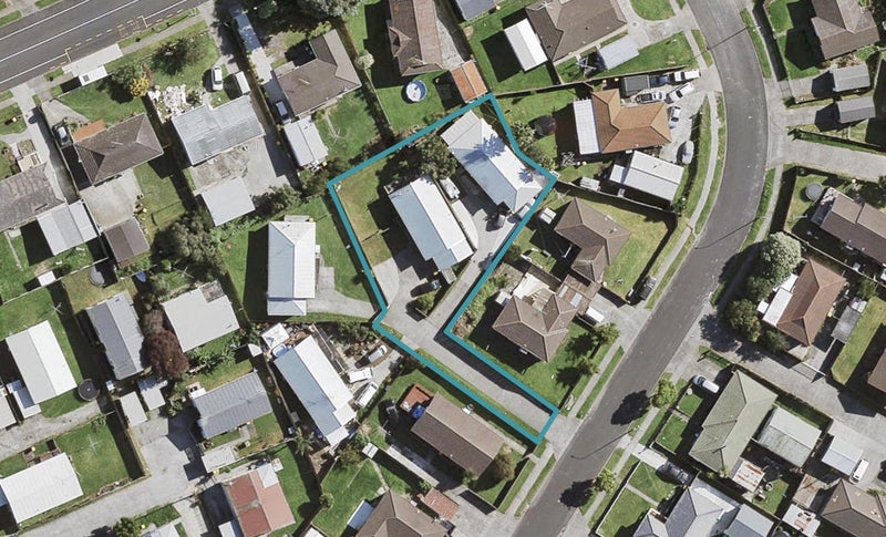 2/9 Trimdon Street, Randwick Park, Auckland - Carousel 1