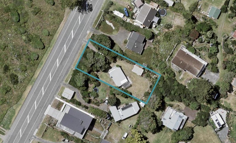 84 Marine Parade, Otaki Beach, Otaki - Carousel 1