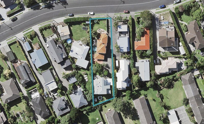 2/43 Williamson Avenue, Belmont, Auckland - Carousel 1