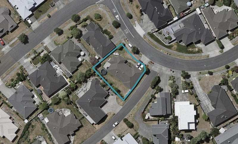 4 Monarch Place, Paraparaumu Beach, Paraparaumu - Carousel 1